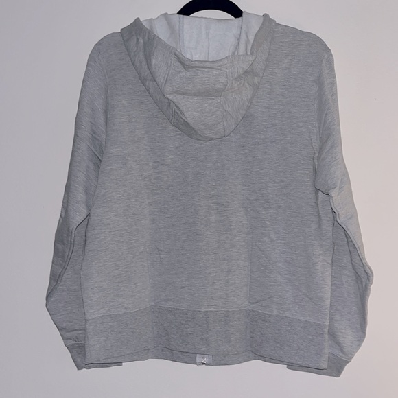 Gray women’s Titan’s zip-up jacket -NWT! $24 - Picture 8 of 9